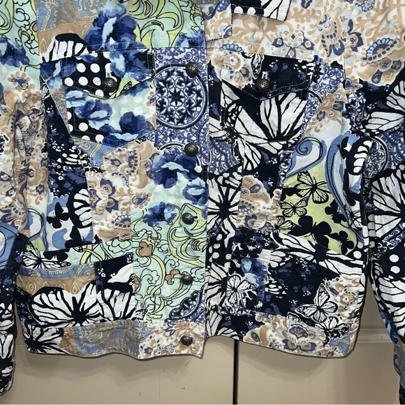 Christopher & Banks Abstract Blue Print Denim Jean Jacket Size Medium - Picture 11 of 14